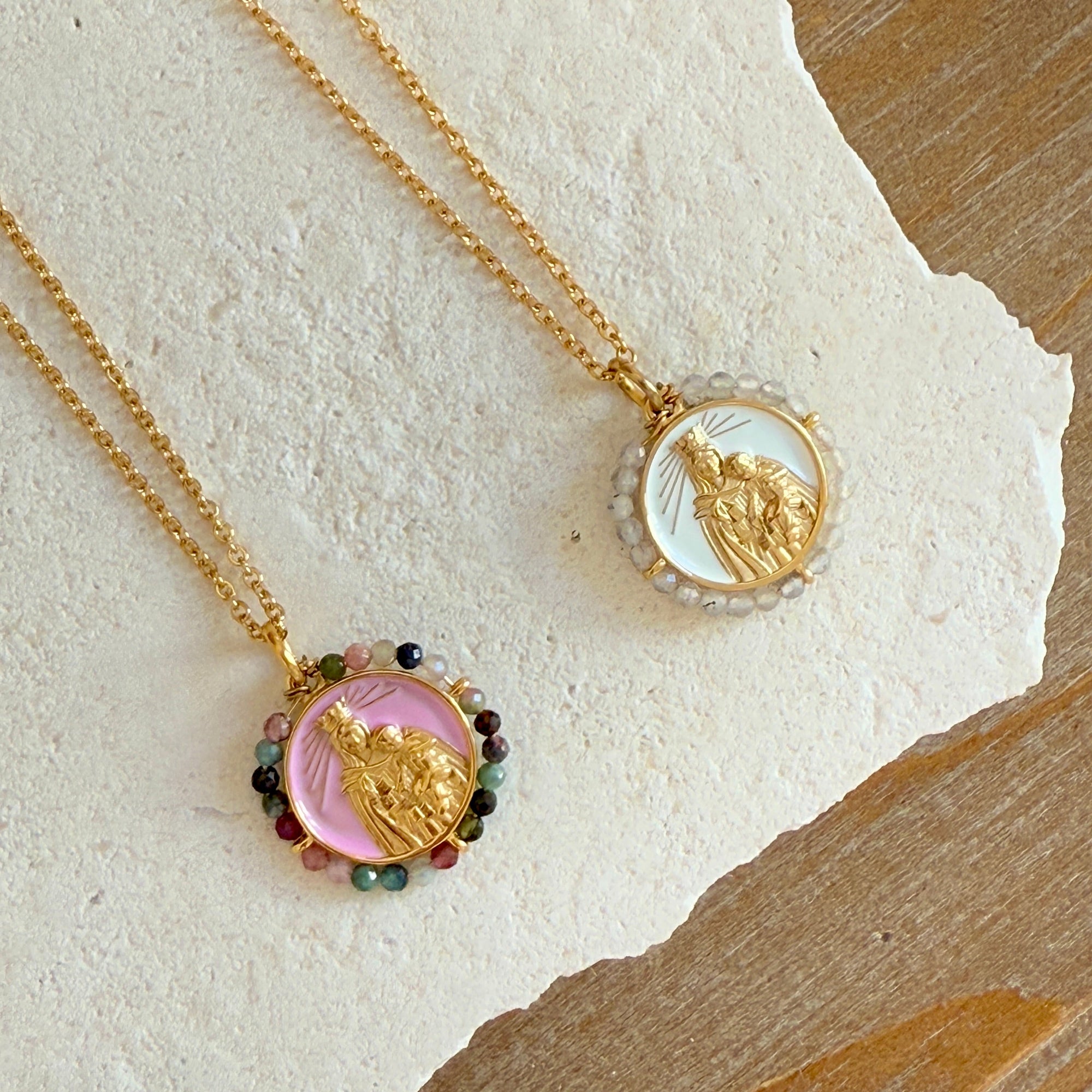 Medalla Virgen del Carmen Colores